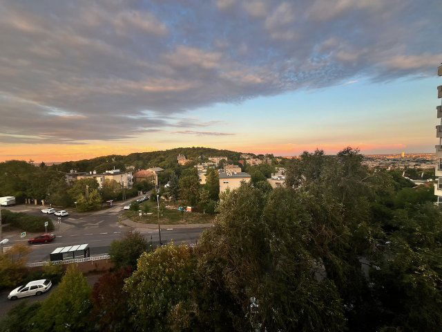 Kiadó panellakás, albérlet, XII. kerületben, Istenhegyi úton