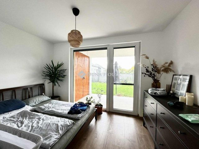 Eladó családi ház, Siófokon 96.2 M Ft, 3 szobás