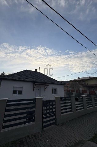 Eladó családi ház, Siófokon 68 M Ft, 3 szobás