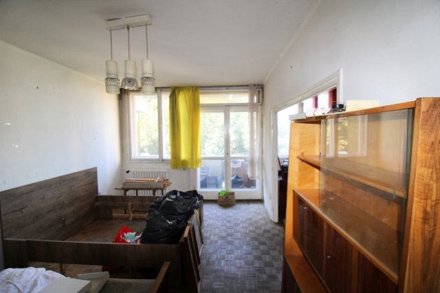 Eladó panellakás, Salgótarjánban 21.8 M Ft, 2+1 szobás