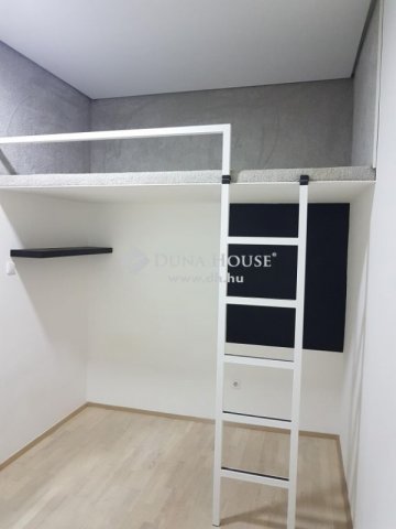 Eladó téglalakás, Budapesten, VIII. kerületben 75 M Ft, 3 szobás