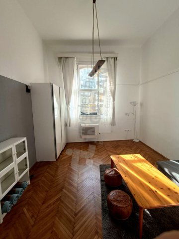 Kiadó téglalakás, albérlet, Budapesten, I. kerületben, 1 szobás