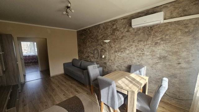 Kiadó panellakás, albérlet, XIX. kerületben, Csokonai utcában