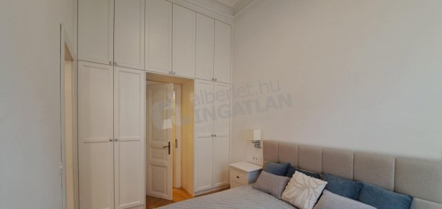 Kiadó téglalakás, albérlet, V. kerületben, Mérleg utcában