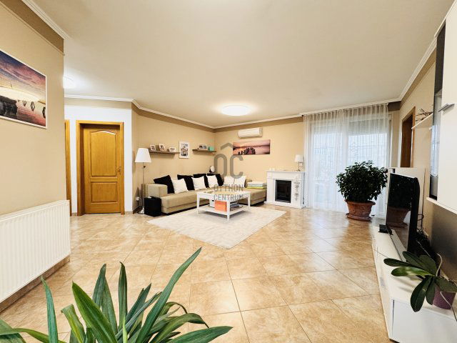 Eladó családi ház, Győrzámolyon 135 M Ft, 5 szobás