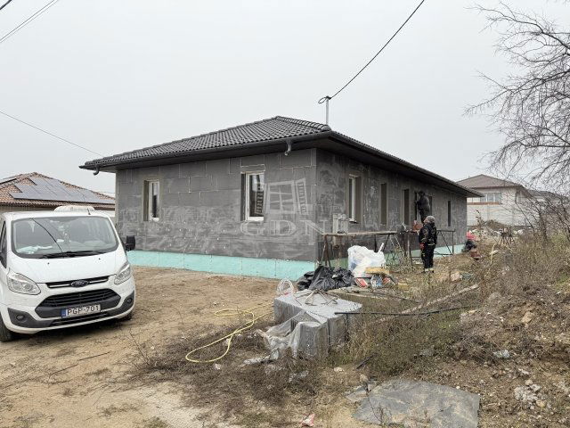 Eladó családi ház, Budapesten, XVII. kerületben 169.99 M Ft