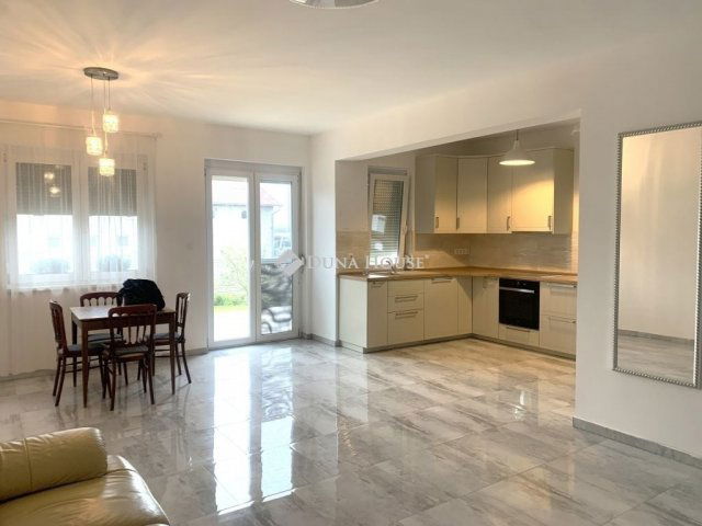 Eladó ikerház, Őrbottyánban 112.6 M Ft, 4 szobás