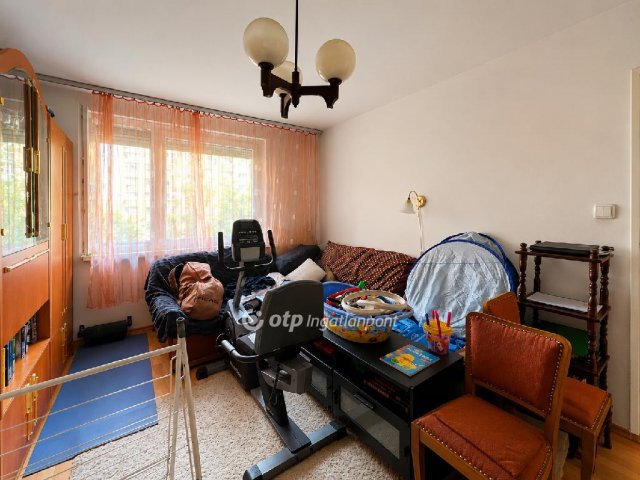 Eladó téglalakás, Budapesten, X. kerületben 72 M Ft, 3 szobás