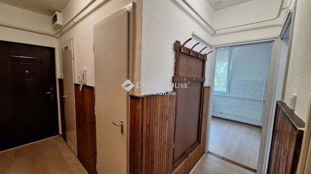 Eladó téglalakás, Székesfehérvárott 45.5 M Ft, 2 szobás