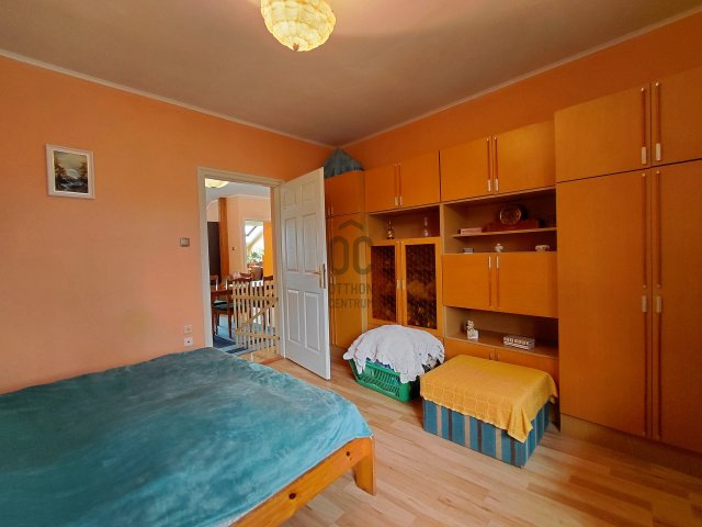 Eladó családi ház, Gyöngyösön 122.9 M Ft, 4 szobás