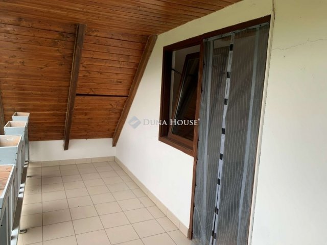 Eladó családi ház, Kincsesbányán 34.9 M Ft, 3 szobás