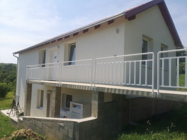 Eladó téglalakás, Nemesbükön 42.25 M Ft, 3 szobás