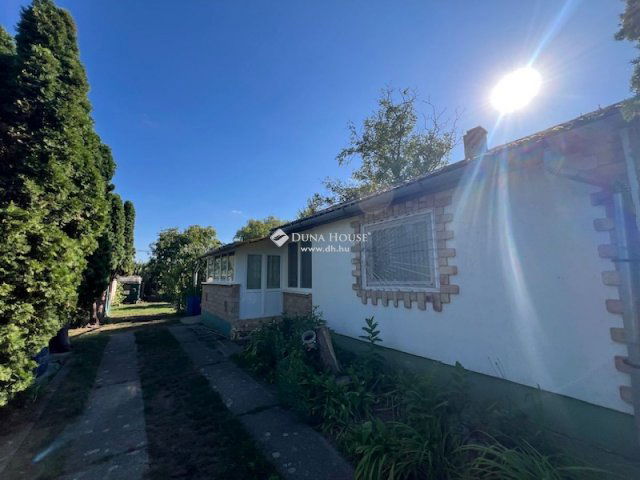 Eladó nyaraló, Nyíregyházán 24.99 M Ft, 2 szobás