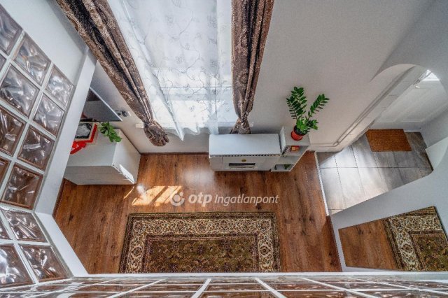 Eladó téglalakás, Budapesten, VIII. kerületben 46.99 M Ft