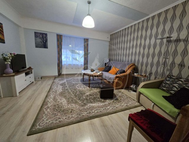 Eladó téglalakás, Gyulán 35.99 M Ft, 2 szobás