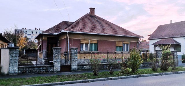 Eladó családi ház, Jászberényben, Jókai Mór utcában 44.9 M Ft