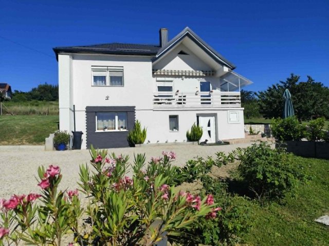 Eladó családi ház, Cserszegtomajon 85 M Ft, 3 szobás