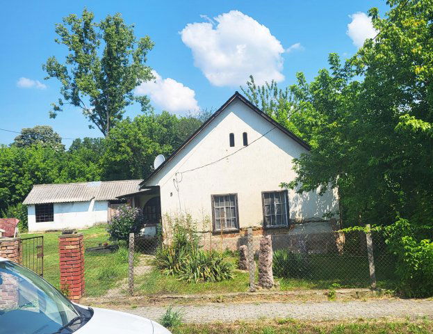 Eladó családi ház, Mosdóson 7.9 M Ft, 3 szobás