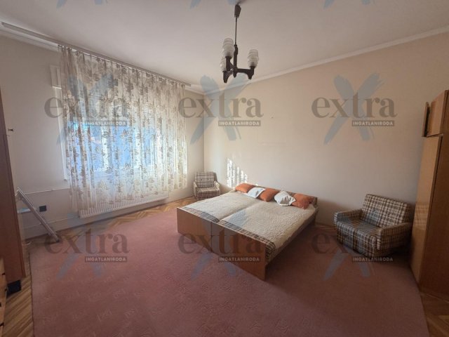 Eladó családi ház, Szegeden 89.9 M Ft, 3 szobás