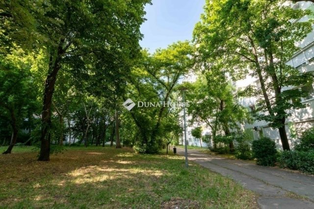 Eladó panellakás, Budapesten, XIV. kerületben 64.7 M Ft, 2 szobás