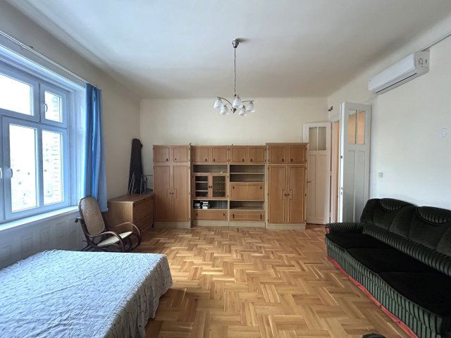 Eladó téglalakás, Budapesten, VIII. kerületben 73.5 M Ft