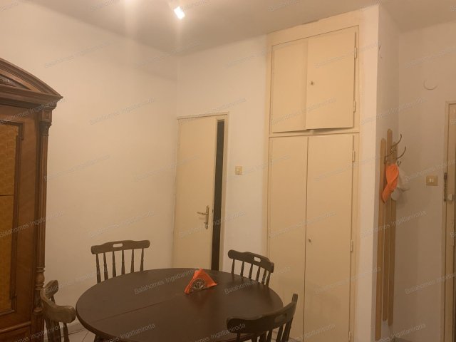 Eladó téglalakás, Siófokon 42 M Ft, 2 szobás