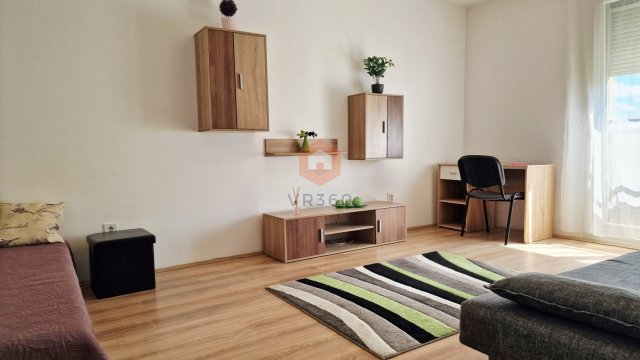 Eladó panellakás, Pécsett 52.99 M Ft, 2 szobás