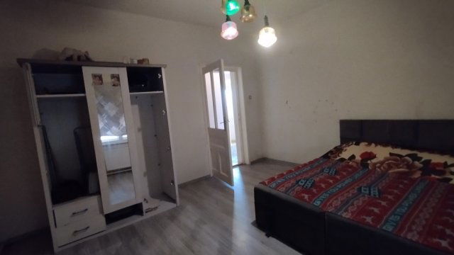 Eladó családi ház, Jászárokszálláson 19.5 M Ft, 2 szobás