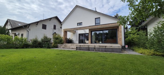 Eladó családi ház, Budapesten, XVIII. kerületben 249.9 M Ft