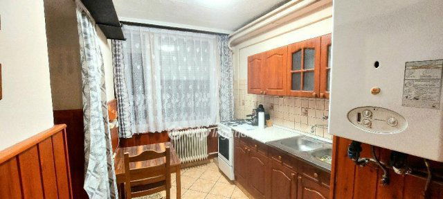 Eladó téglalakás, Csornán 42.9 M Ft, 3 szobás