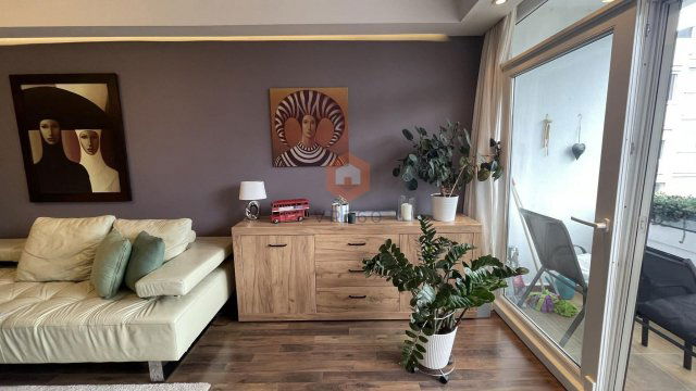 Eladó téglalakás, Pécsett, Lahti utcában 52 M Ft, 2 szobás