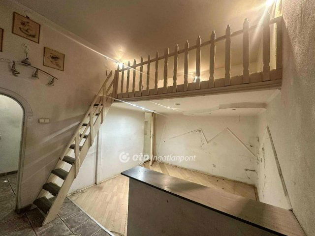 Eladó téglalakás, Budapesten, VII. kerületben 39.9 M Ft