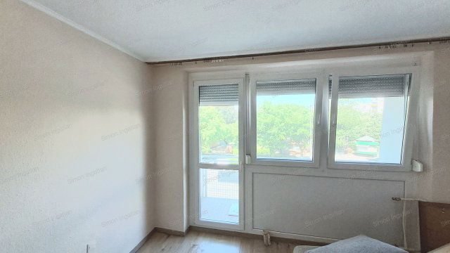 Eladó panellakás, Kecskeméten 45.9 M Ft, 2 szobás