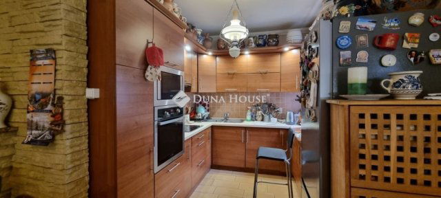 Eladó családi ház, Debrecenben 89.9 M Ft, 4 szobás