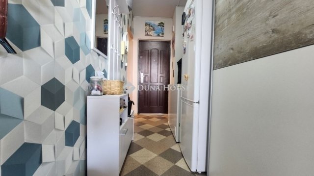 Eladó panellakás, Budapesten, XXI. kerületben 63 M Ft, 2 szobás