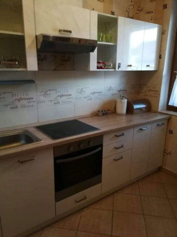 Kiadó téglalakás, albérlet, Pécsett 220 E Ft / hó, 2 szobás