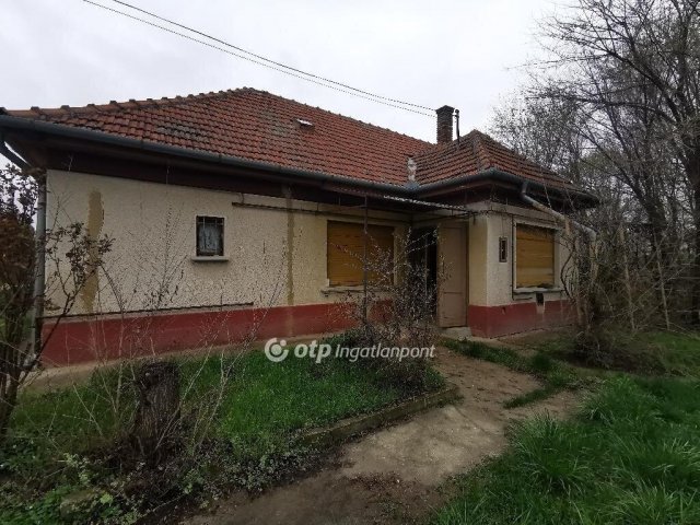 Eladó családi ház, Albertirsán 39.5 M Ft, 2 szobás