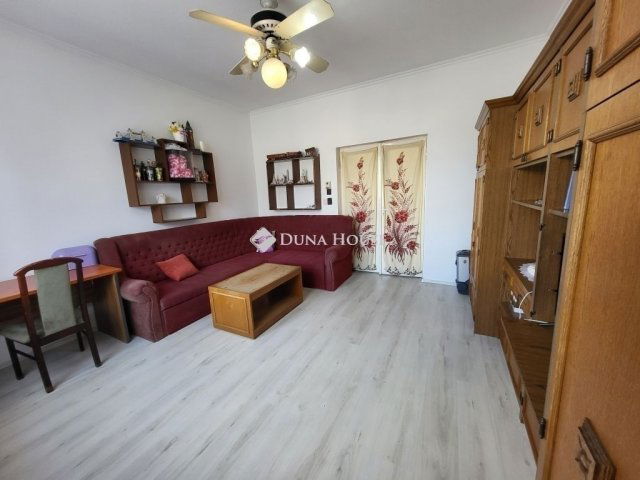 Eladó sorház, Szigetszentmiklóson 85.9 M Ft, 5 szobás