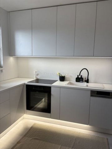 Eladó családi ház, Kozármislenyen 174.9 M Ft, 5 szobás