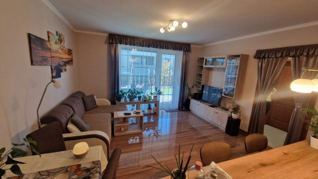 Eladó téglalakás, Győrött 98.5 M Ft, 4 szobás