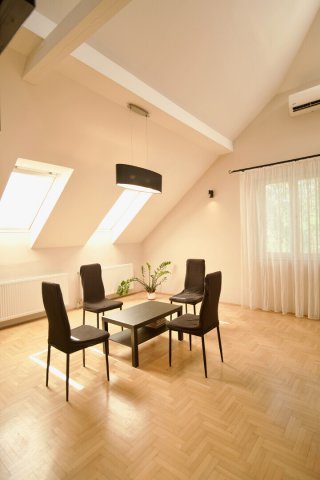 Eladó téglalakás, Szegeden 83.9 M Ft, 2 szobás