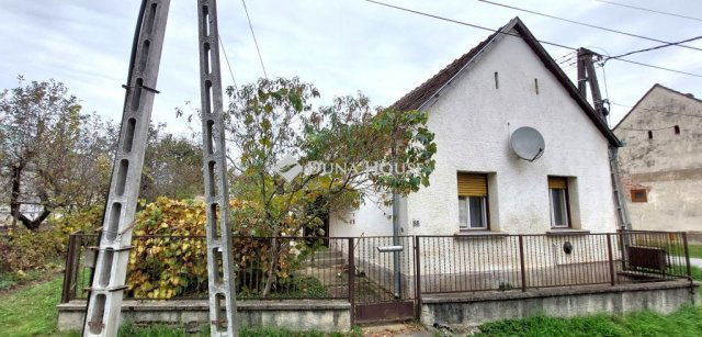 Eladó családi ház, Csákánydoroszlón 20 M Ft, 2 szobás