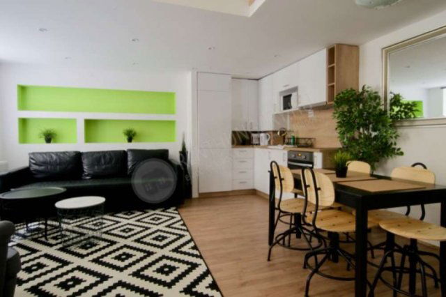 Kiadó téglalakás, albérlet, VI. kerületben, Teréz körúton