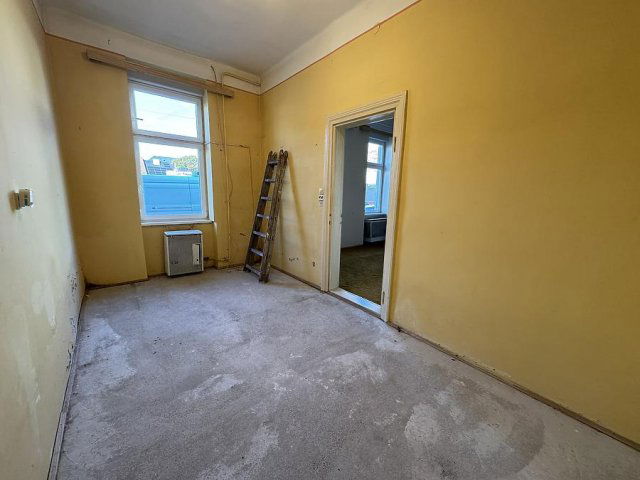 Eladó családi ház, Budapesten, IV. kerületben 54 M Ft, 2 szobás