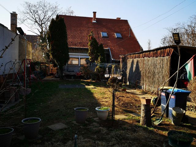 Eladó családi ház, Budapesten, XVIII. kerületben 93.9 M Ft