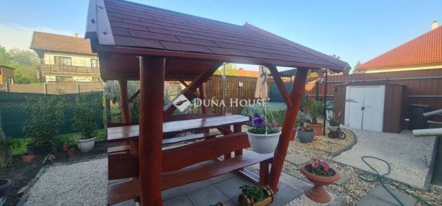 Eladó családi ház, Monoron 62.9 M Ft, 3 szobás