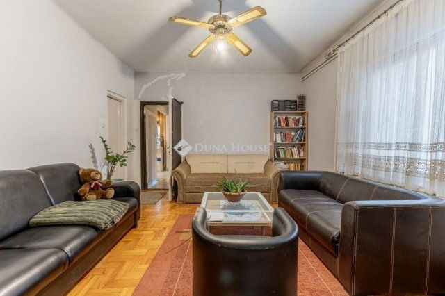 Eladó ikerház, Budapesten, XVIII. kerületben 84 M Ft, 5 szobás