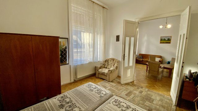 Eladó téglalakás, Budapesten, VI. kerületben, Király utcában