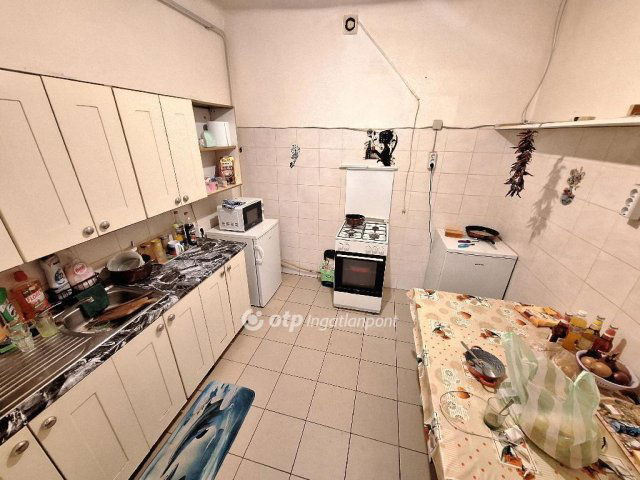 Eladó családi ház, Tiszaalpáron 23.9 M Ft, 3 szobás