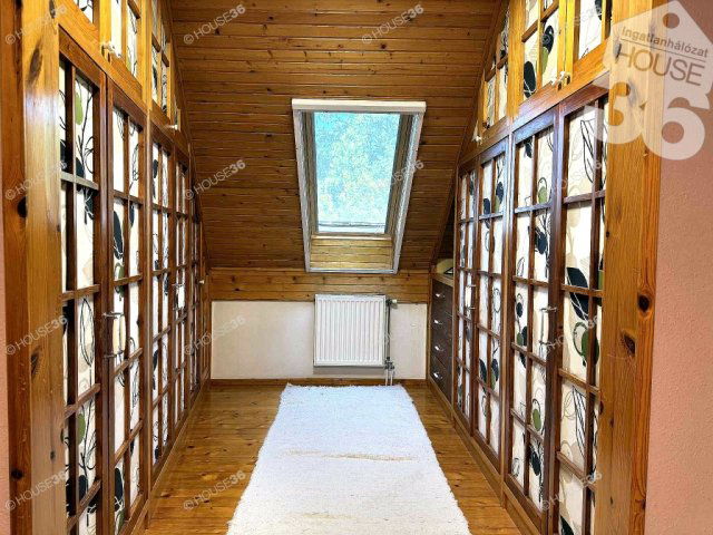 Eladó családi ház, Kecskeméten 147.9 M Ft, 6 szobás